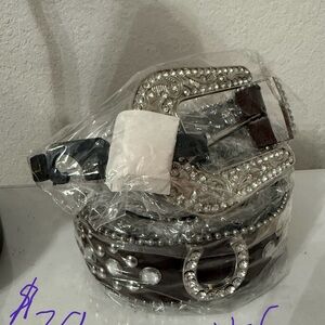 Elegant Silver and Black Women's Belt